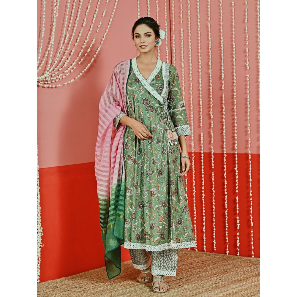 Myaara Green Printed Cotton Ethnic Angarkha Kurta And Pant With Ombre Dupatta (Set of 3)