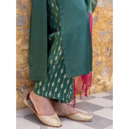 Myaara Forest Green Embroidered A-Line Kurta with Pant and Dupatta (Set of 3)