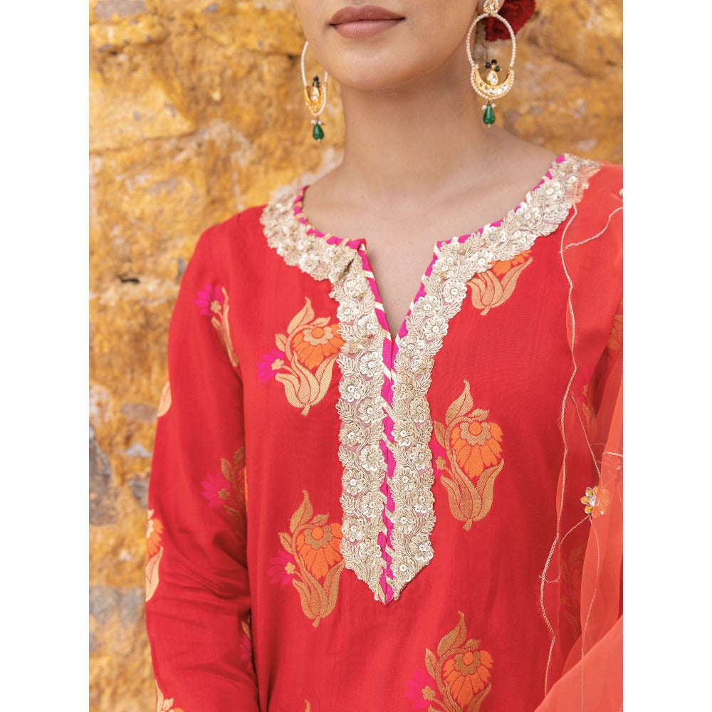Myaara Red Embroidered Ethnic Straight Kurta with Pant and Dupatta (Set of 3)
