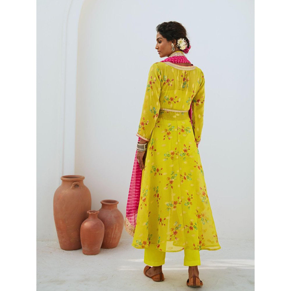 Myaara Lemon Green Tissue Chanderi Printed Kurta with Pant Leheriya Dupatta (Set of 4)