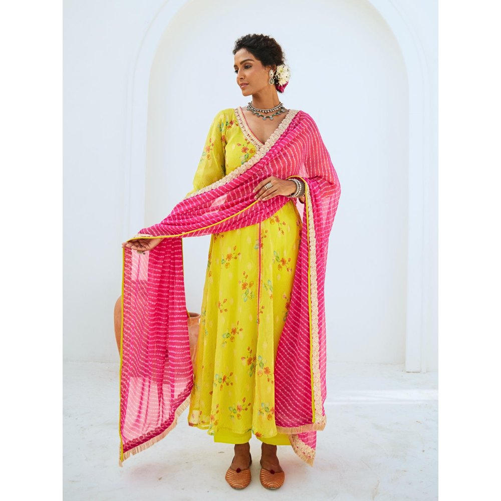 Myaara Lemon Green Tissue Chanderi Printed Kurta with Pant Leheriya Dupatta (Set of 4)