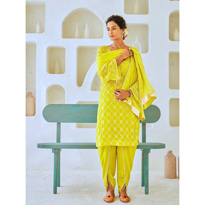 Myaara Lemon Green Mukaish Georgette Kurta with Pant Organza Dupatta (Set of 4)