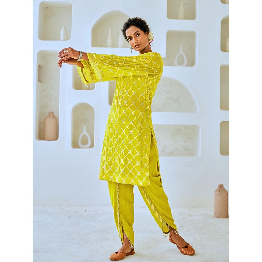 Myaara Lemon Green Mukaish Georgette Kurta with Pant Organza Dupatta (Set of 4)