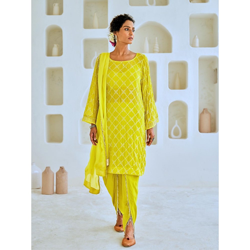 Myaara Lemon Green Mukaish Georgette Kurta with Pant Organza Dupatta (Set of 4)
