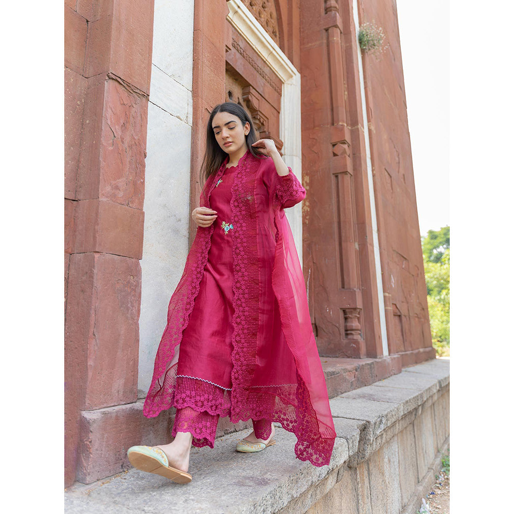 NAAZ BY NOOR Classic Magenta Ensemble Kurta With Pant And Dupatta (Set of 3)