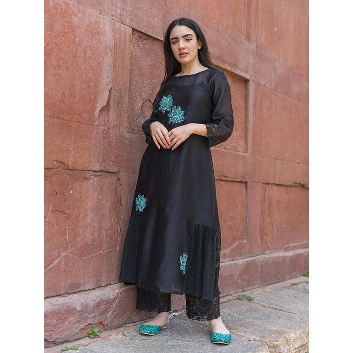 NAAZ BY NOOR Classic Black Ensemble Kurta With Pant And Dupatta (Set of 3)