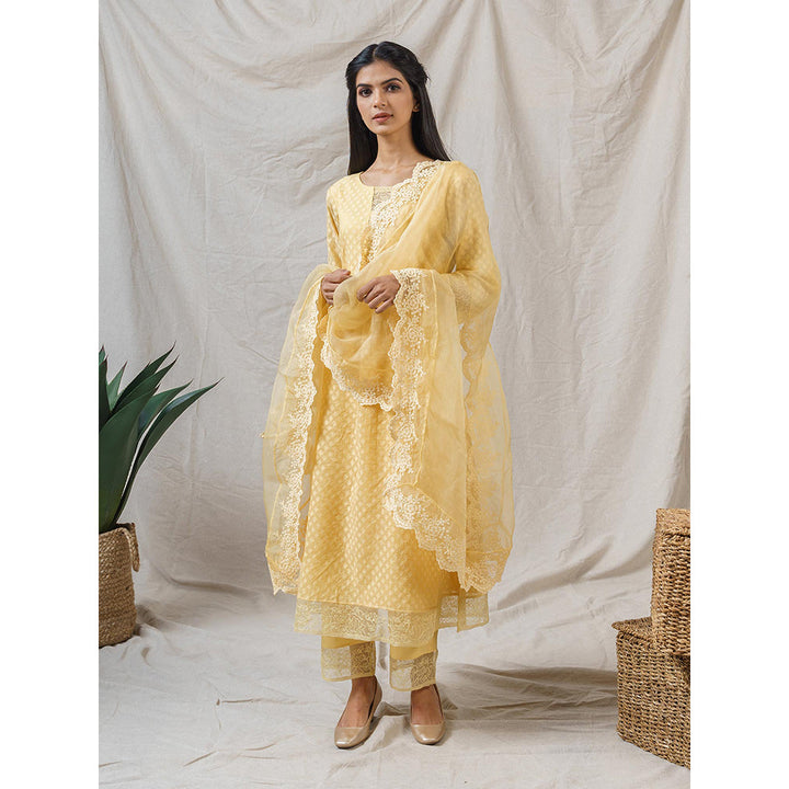 NAAZ BY NOOR Iris Yellow Ensemble Kurta With Pant And Dupatta (Set of 3)