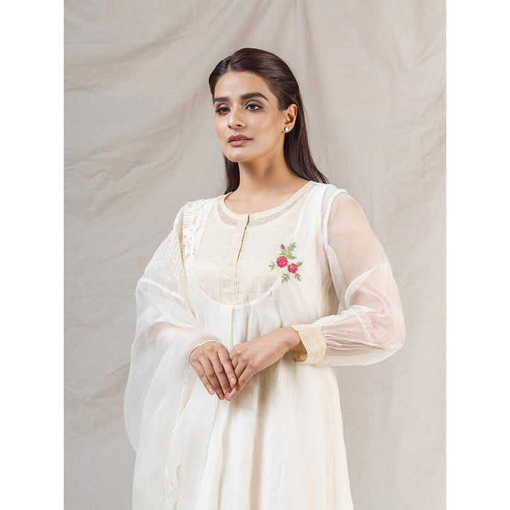 NAAZ BY NOOR Snow Drop White Kurta With Pant And Dupatta (Set of 3)