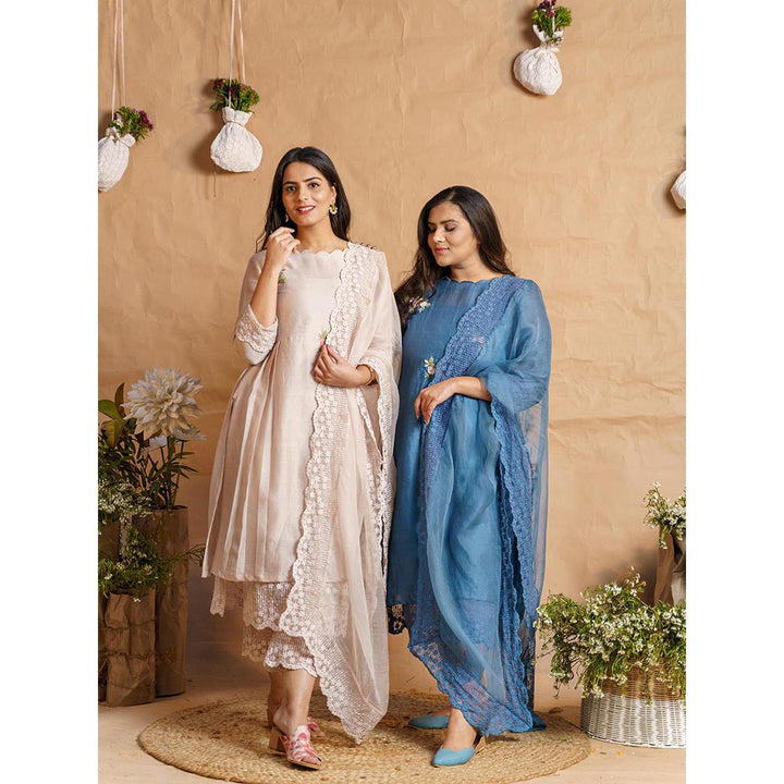 NAAZ BY NOOR Spray Rose Ensemble Kurta With Pant And Dupatta (Set of 3)