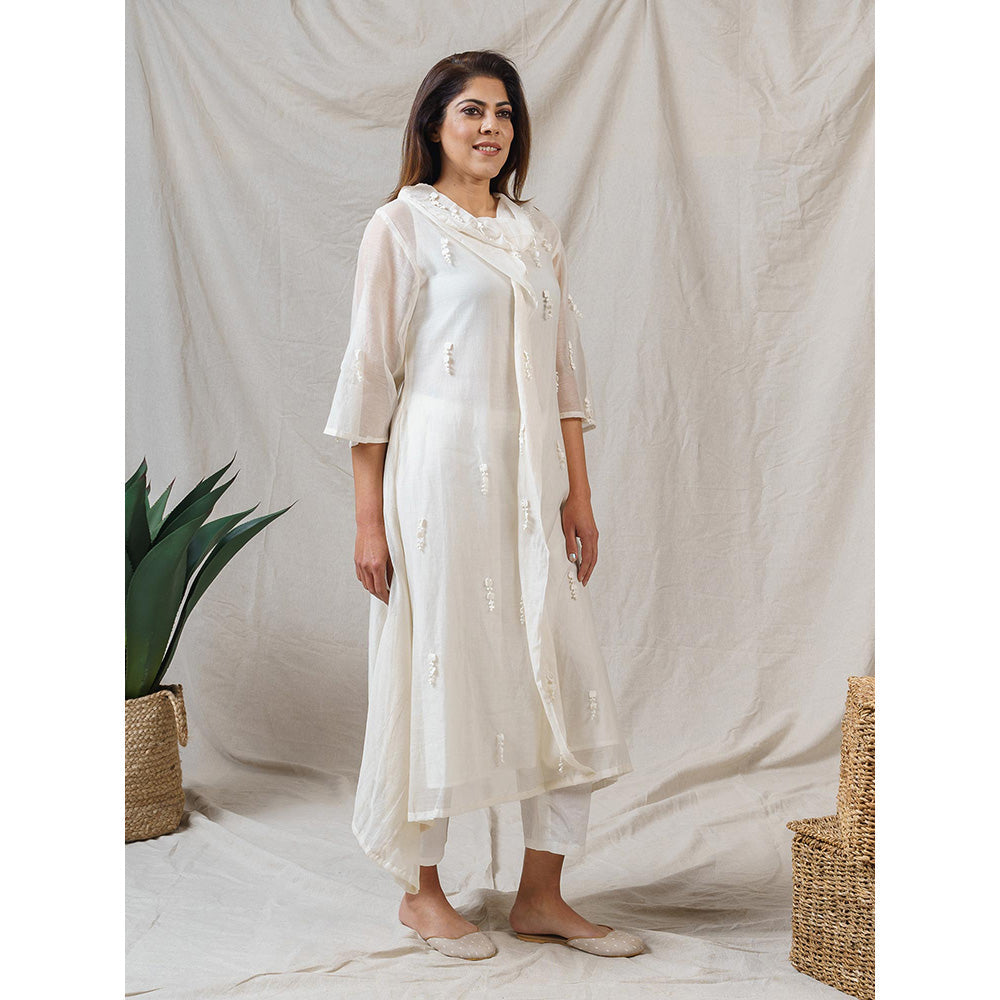 NAAZ BY NOOR Cosmos White Ensemble Kurta With Pant And Dupatta (Set of 3)