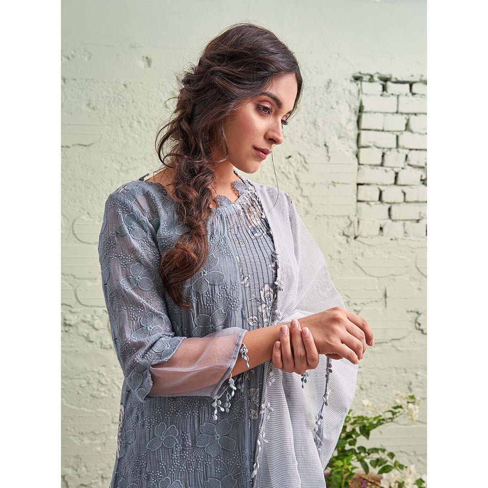 NAAZ BY NOOR Jamun Ki Tokri Neeli Si Sleti Kurta Set - (Set of 3)