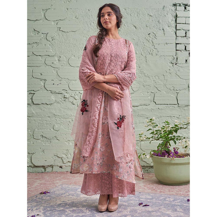 NAAZ BY NOOR Jamun Ki Tokri Halki Si Gulabi Kurta Set - (Set of 3)