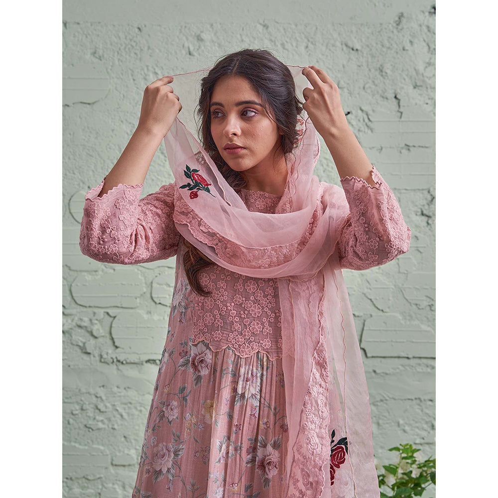 NAAZ BY NOOR Jamun Ki Tokri Halki Si Gulabi Kurta Set - (Set of 3)