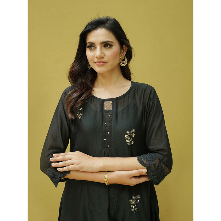 Naaz By Noor Goonj Black Kurta and Pant with Dupatta (Set of 3)