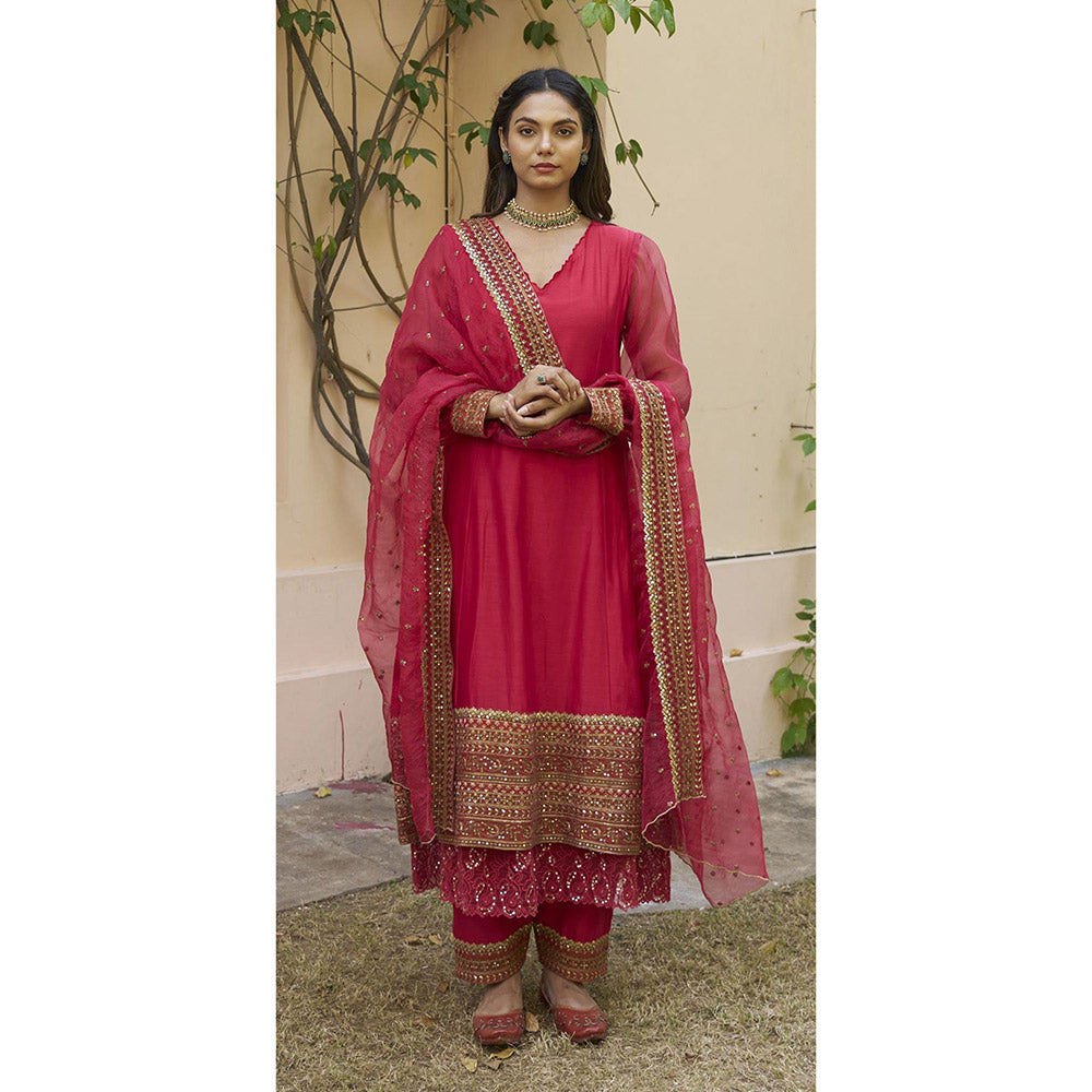 Naaz By Noor Kikli Pink Embroidered Kurta with Pant and Dupatta (Set of 3)