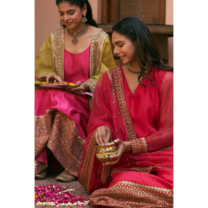 Naaz By Noor Kikli Pink Embroidered Kurta with Pant and Dupatta (Set of 3)