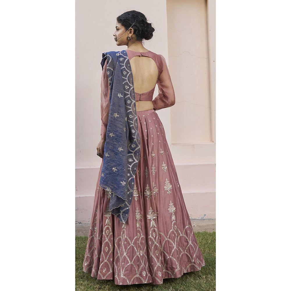 Naaz By Noor Kikli Dusky Pink Lehenga with Blouse and Dupatta (Set of 3)
