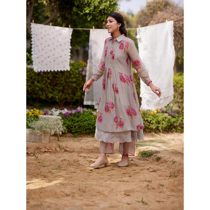 Naaz By Noor Grey Kurta with Pant (Set of 2)