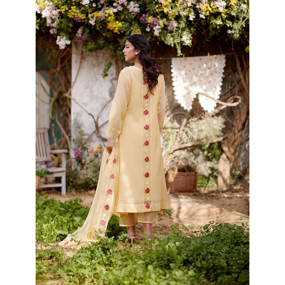 Naaz By Noor Yellow Meringue Kurta with Pant and Dupatta (Set of 3)
