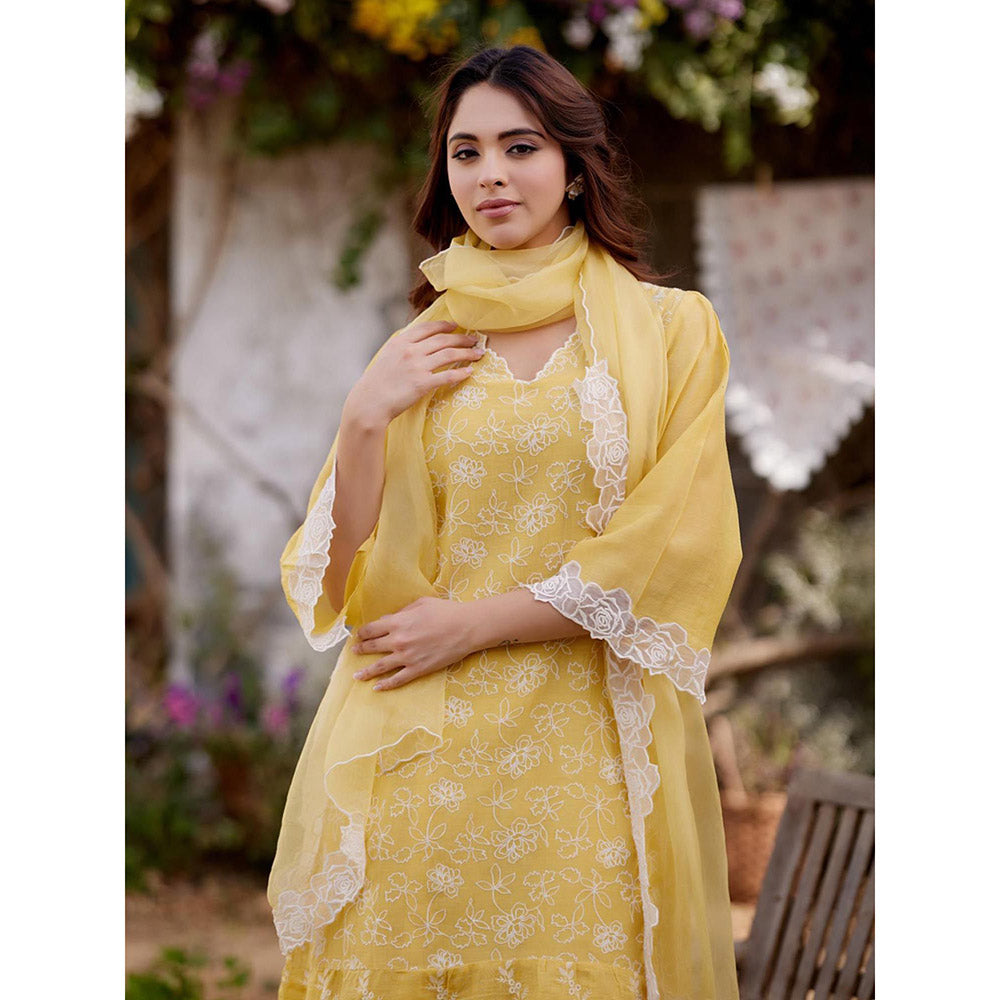 Naaz By Noor Yellow Sunflower Kurta with Pant and Dupatta (Set of 3)