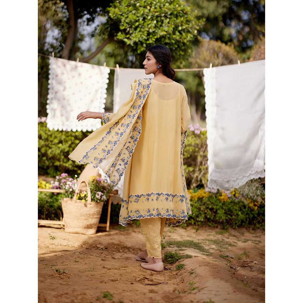 Naaz By Noor Yellow Meringue Kurta with Pant and Dupatta (Set of 3)