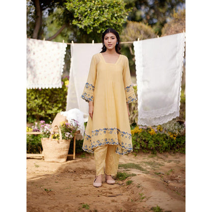 Naaz By Noor Yellow Meringue Kurta with Pant and Dupatta (Set of 3)
