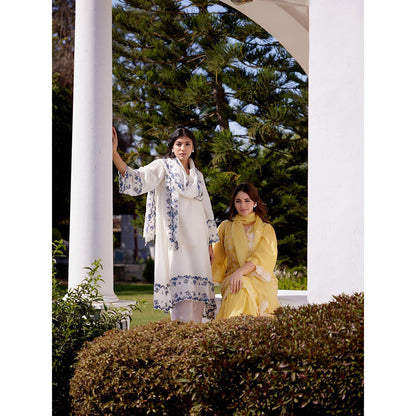 Naaz By Noor White Daisy Kurta with Pant and Dupatta (Set of 3)