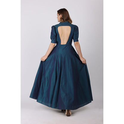 NAMAH BY PARUL MONGIA Teal Embroidered Slit Kurta and Pant (Set of 2)