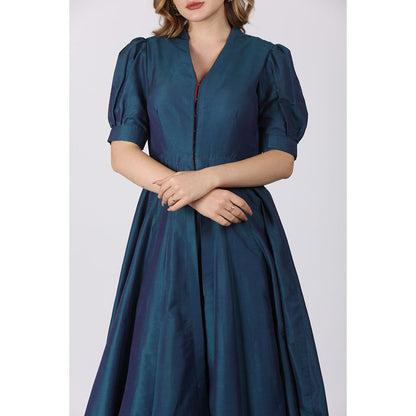 NAMAH BY PARUL MONGIA Teal Embroidered Slit Kurta and Pant (Set of 2)