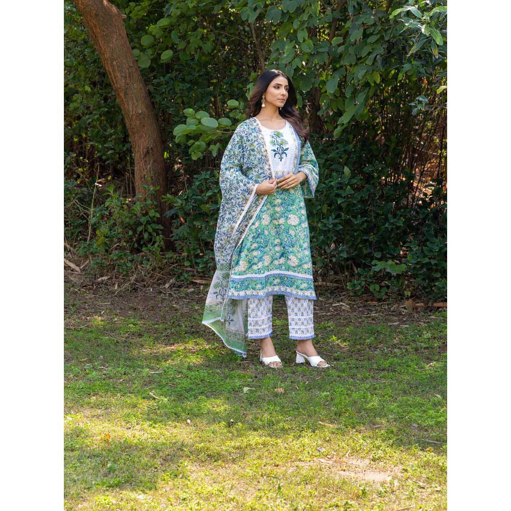 Naseebo Mystic Green Hand Blocked Cotton Kurta with Pant and Dupatta (Set of 3)