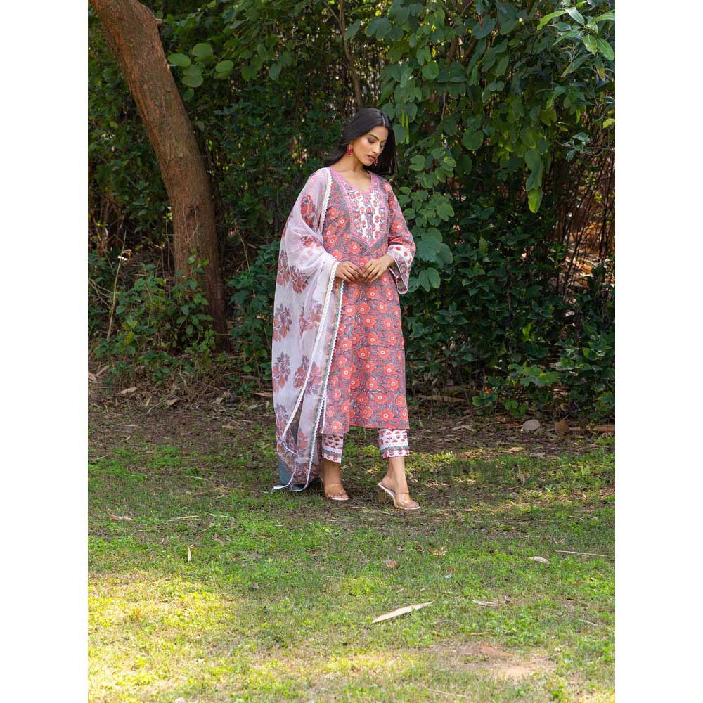 Naseebo Pink Rose Grace Hand Blocked Cotton Kurta with Pant and Dupatta (Set of 3)