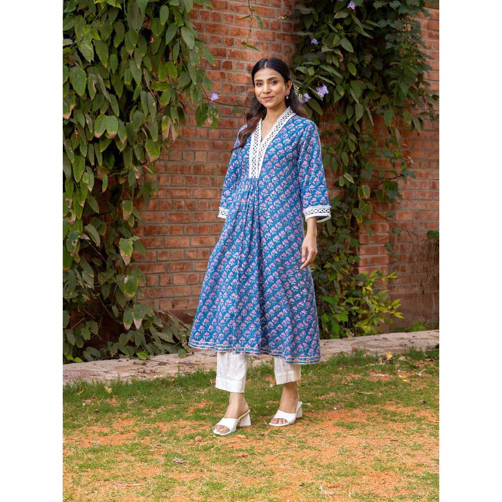 Naseebo Blue Navy Serenity Hand Blocked Cotton Kurta with Pant (Set of 2)
