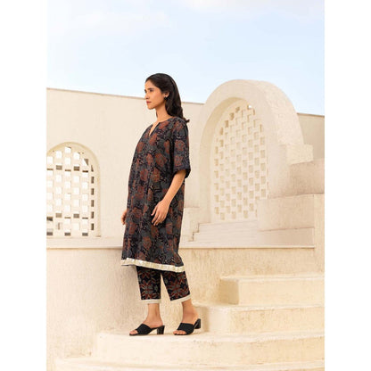 Naseebo Black Rustic Rose Ajrakh Kurta with Pant (Set of 2)