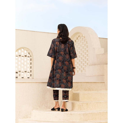 Naseebo Black Rustic Rose Ajrakh Kurta with Pant (Set of 2)