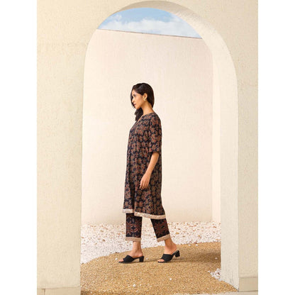 Naseebo Brown Twinkling Night Ajrakh Kurta with Pant (Set of 2)