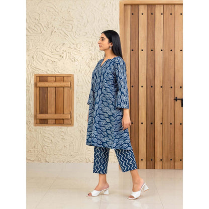 Naseebo Vintage Foliage Blue Kurta with Pant (Set of 2)