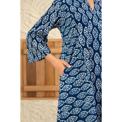 Naseebo Vintage Foliage Blue Kurta with Pant (Set of 2)