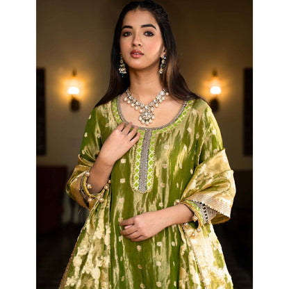 Naseebo Regal Green Banarasi Silk Kurta with Pant and Dupatta (Set of 3)