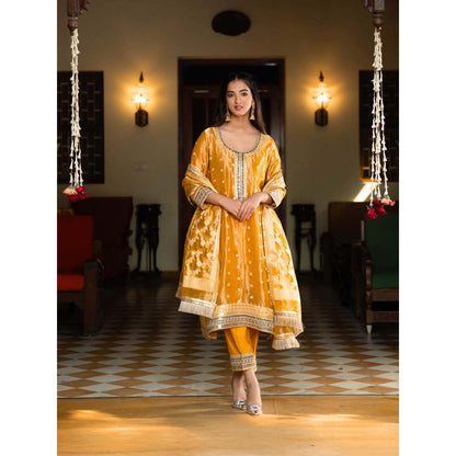 Naseebo Yellow Radiance Banarasi Silk Kurta with Pant and Dupatta (Set of 3)