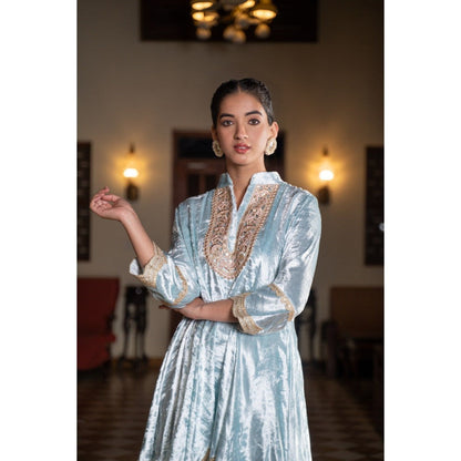 Naseebo Sky Blue Dream Velvet Co-Ord (Set of 2)