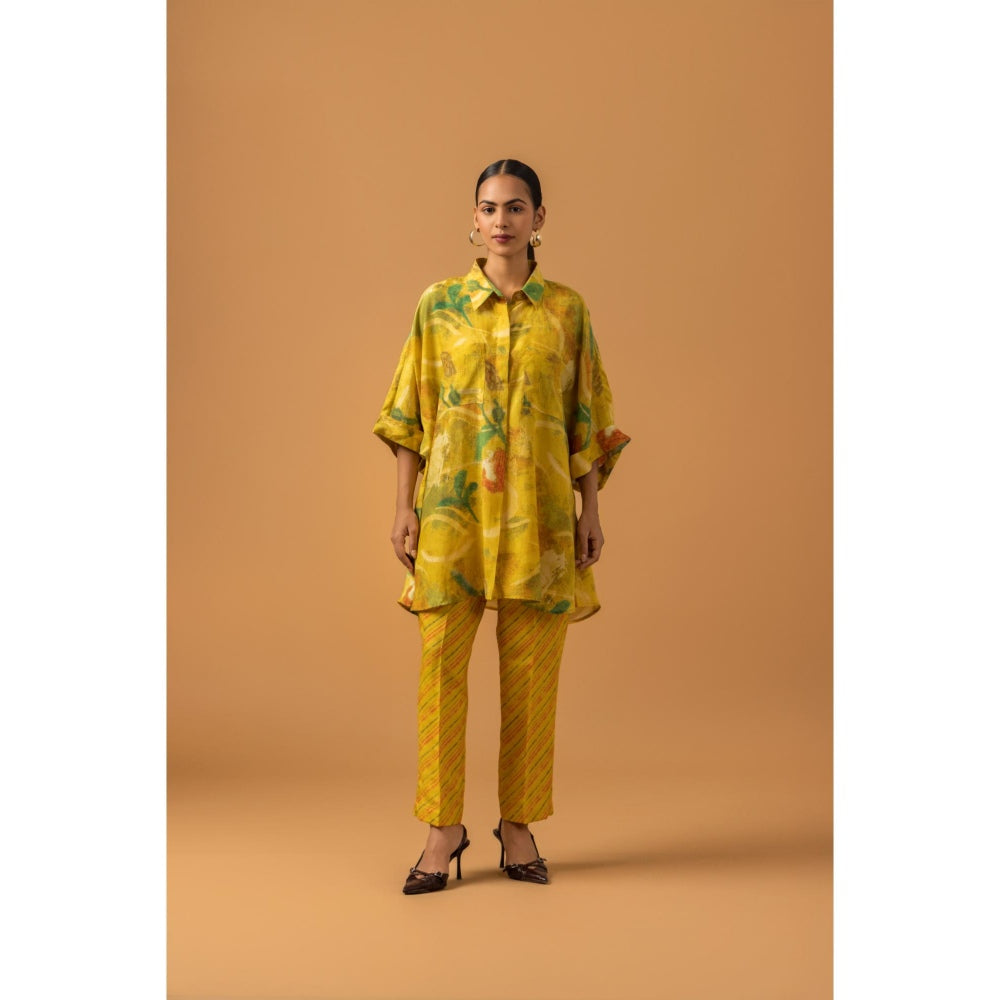 Naseebo Mustard Haze Muslin Kurti with Pant - Yellow