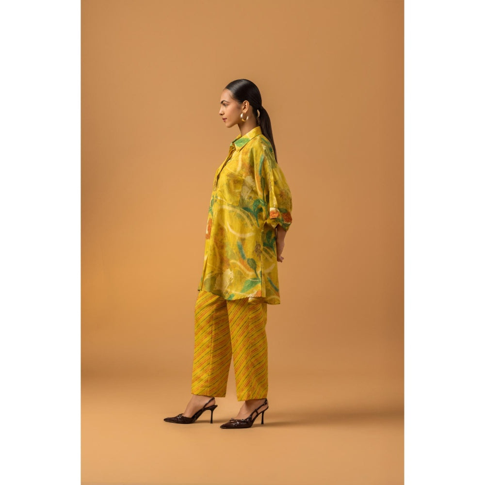 Naseebo Mustard Haze Muslin Kurti with Pant - Yellow