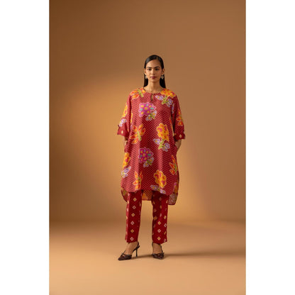 Naseebo Scarlet Meadow Muslin Kurta with Pant - Red