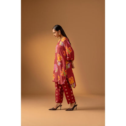 Naseebo Scarlet Meadow Muslin Kurta with Pant - Red