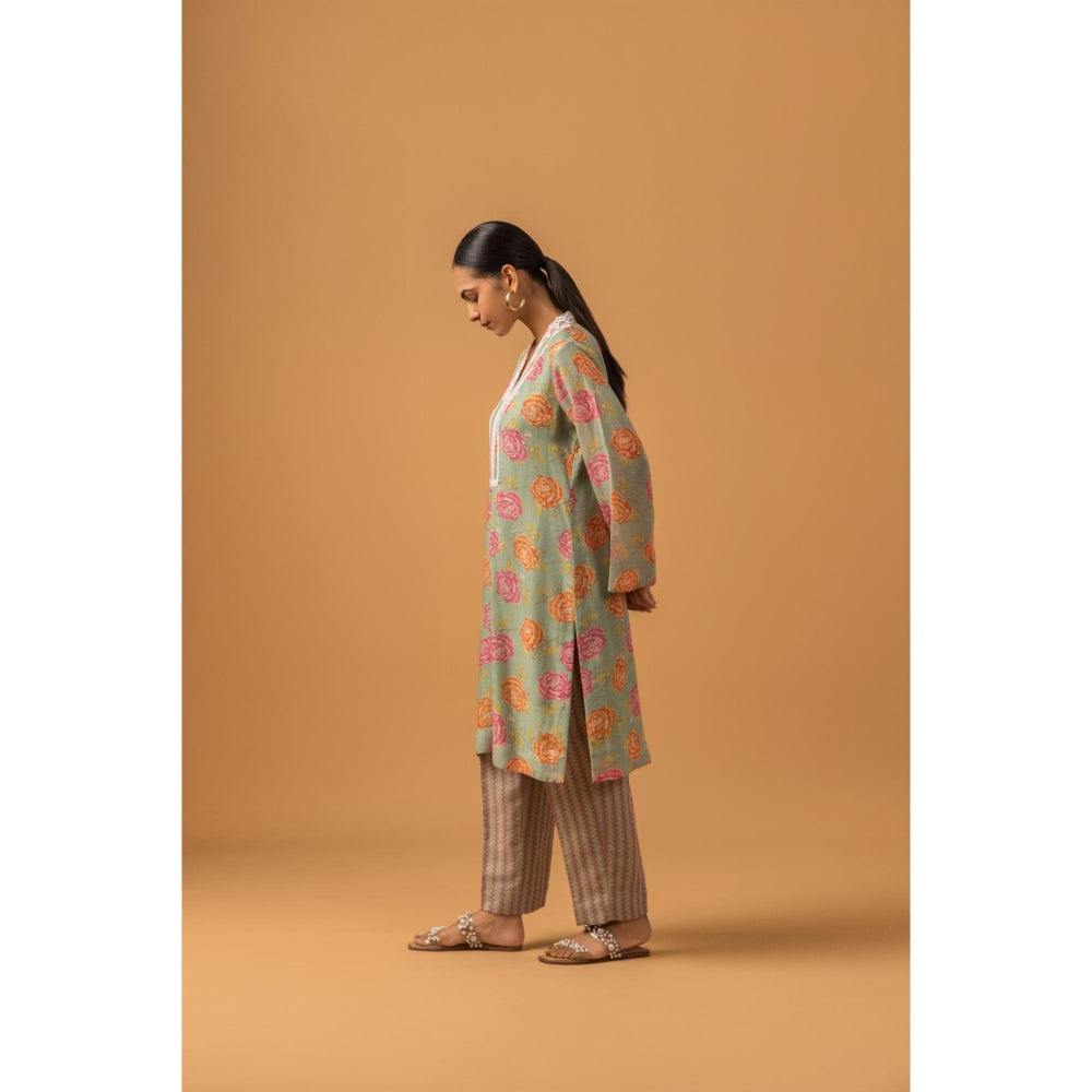 Naseebo Sage Green Rose Linen Premium Kurta with Pant