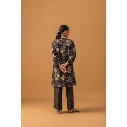 Naseebo Noir Floral Linen Premium Kurta with Pant - Black