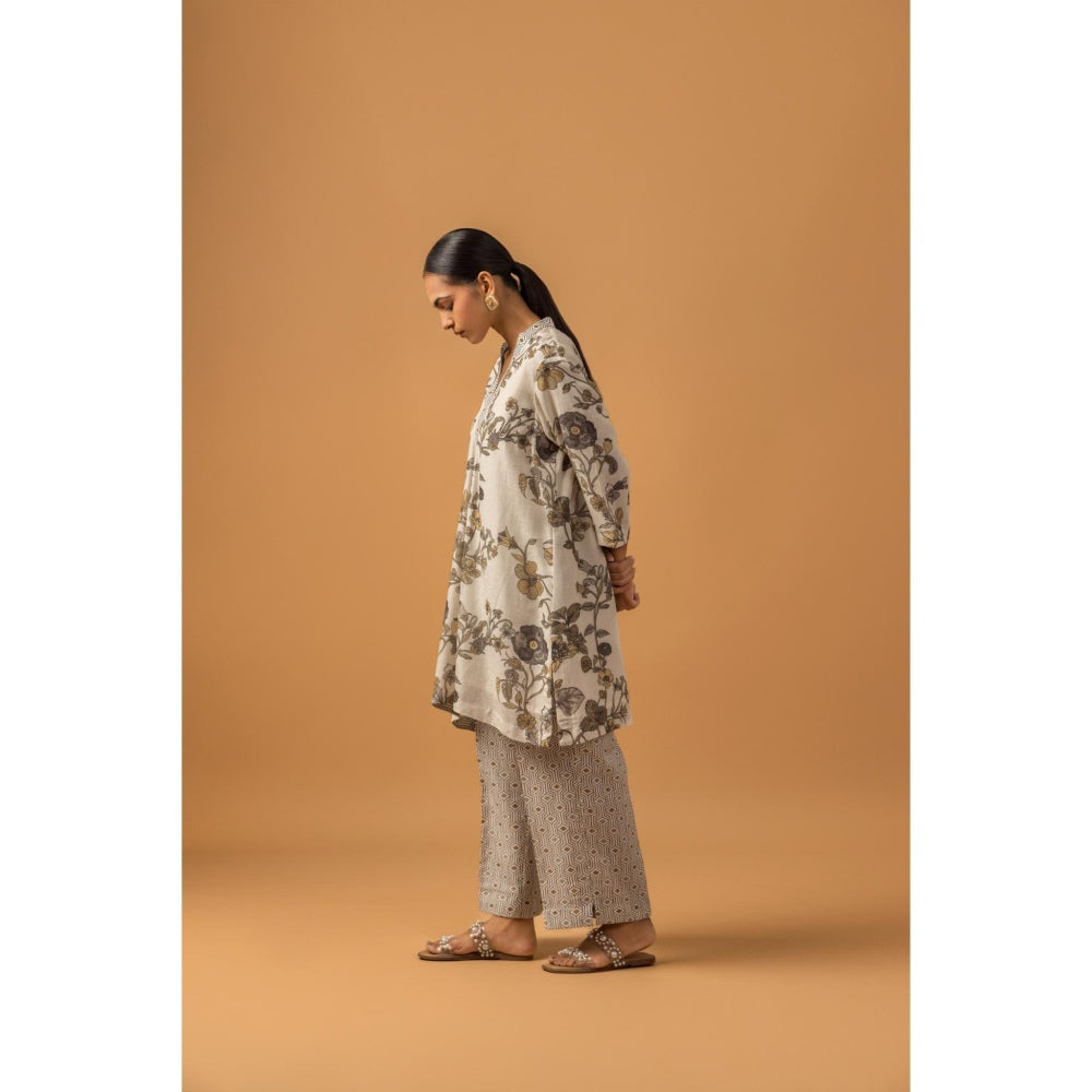 Naseebo Lunar Flora Linen Premium Kurta with Pant - Off White
