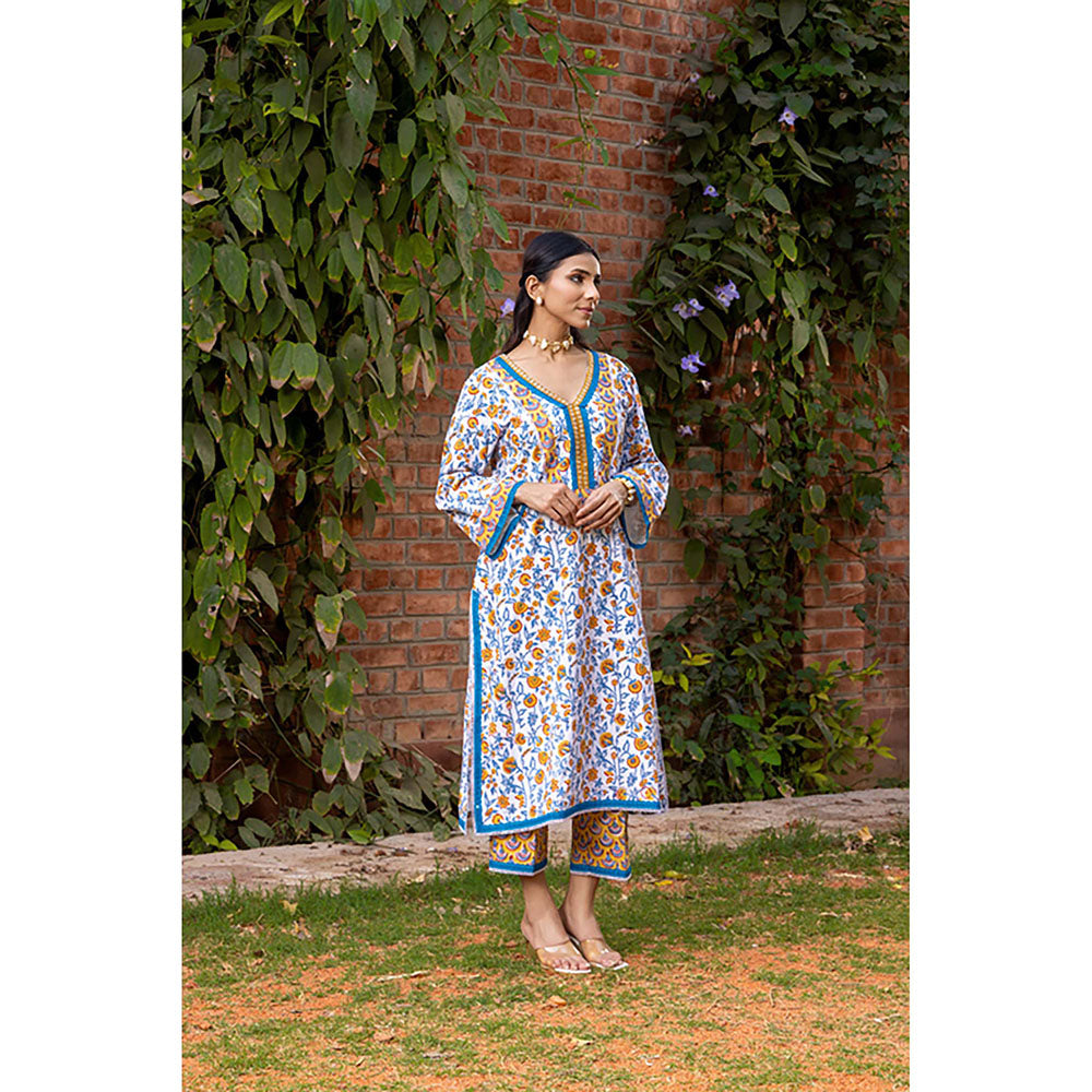 Naseebo Sunshine Symphony Kurta With Pant