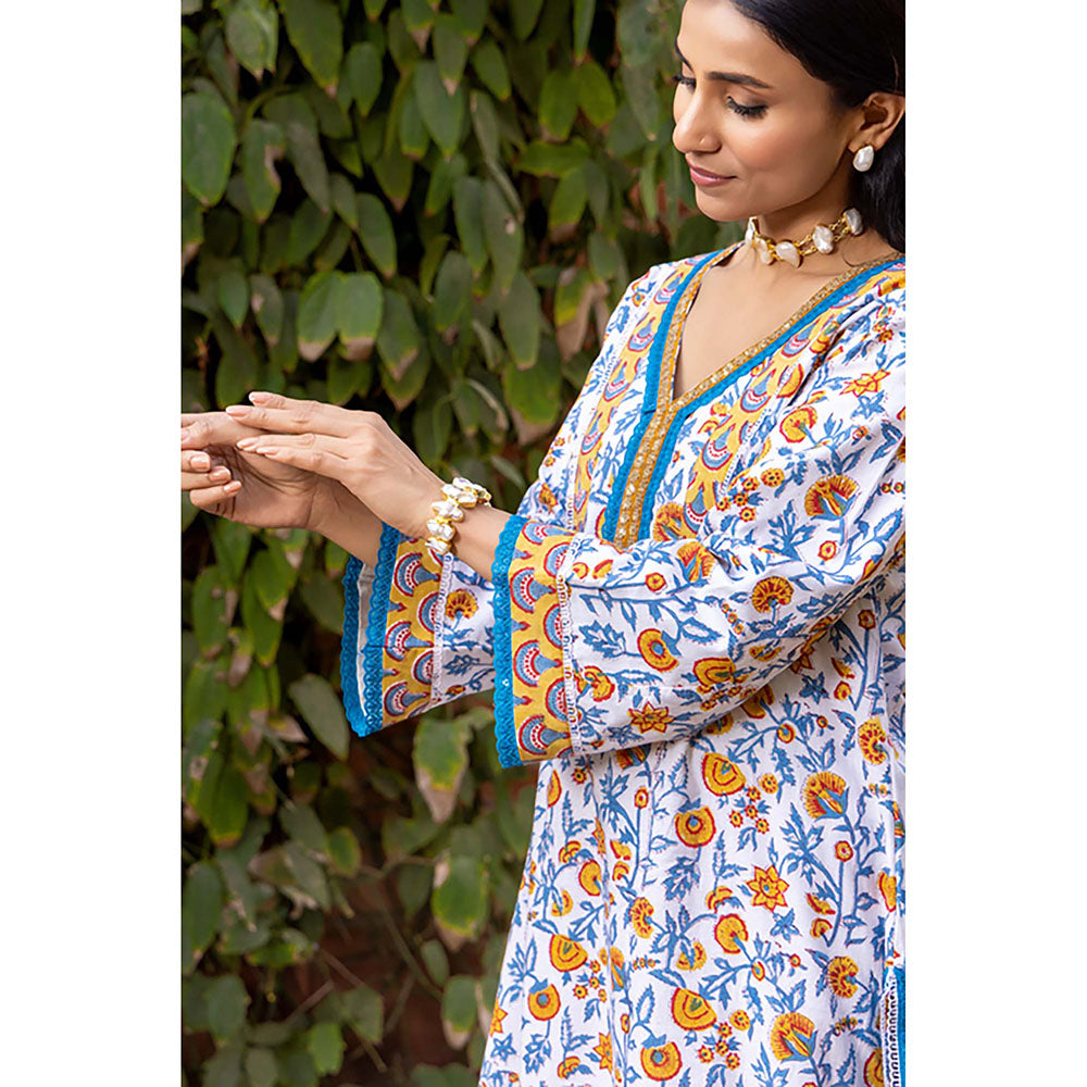 Naseebo Sunshine Symphony Kurta With Pant
