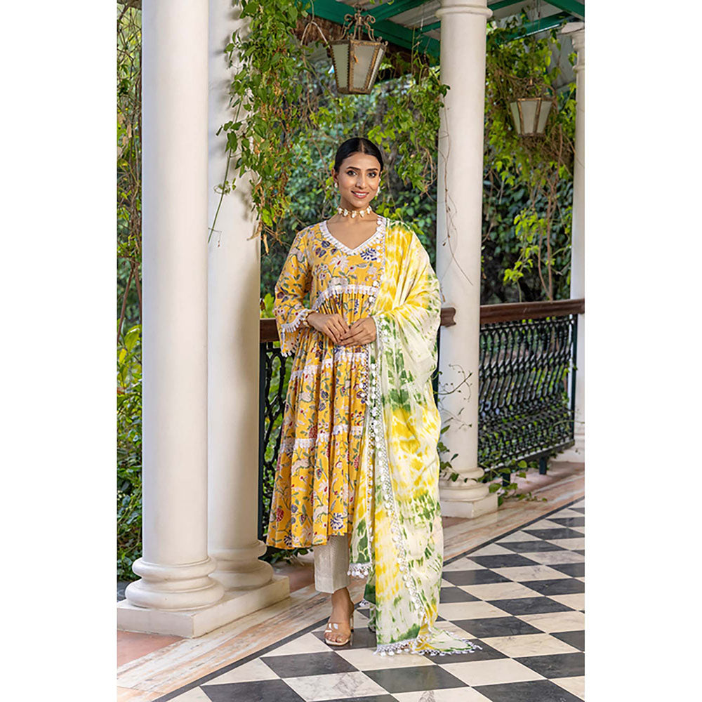 Naseebo Yellow Orchid Kurta With Pant And Dupatta